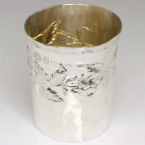 pahar din argint martelat. atelier Brandimarte. Italia